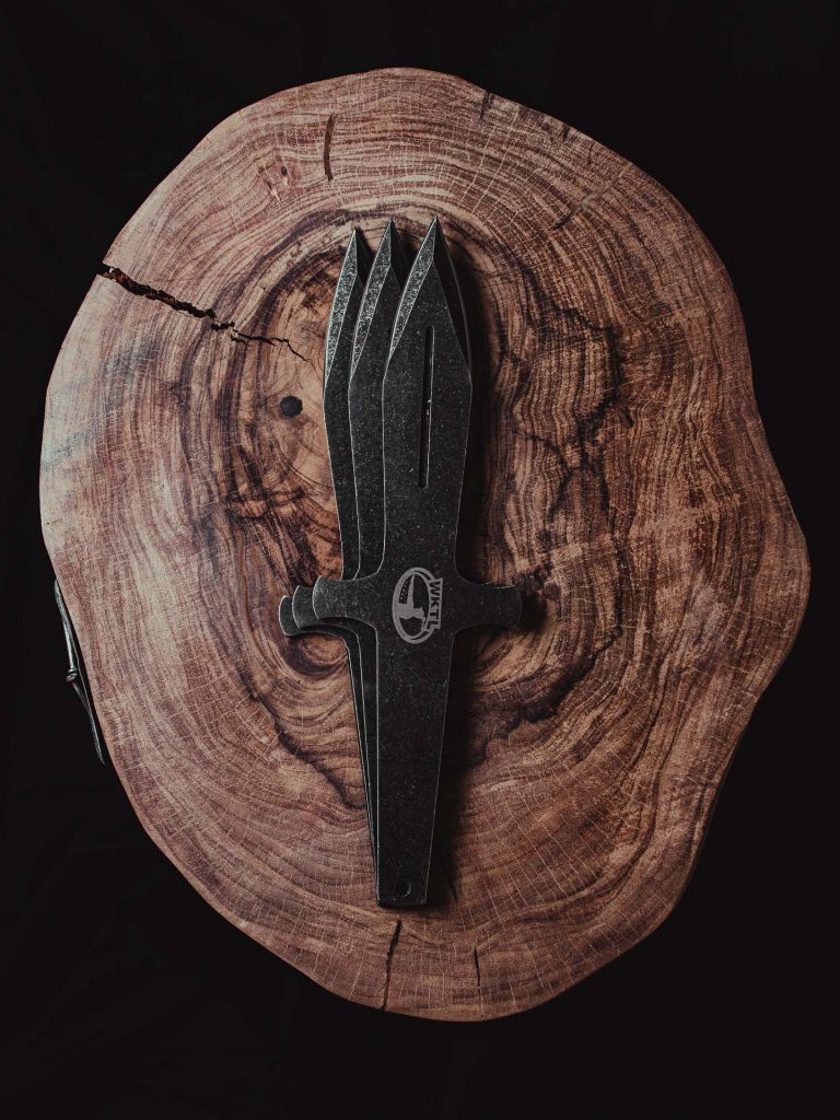 The WKTL Crusader throwing knife